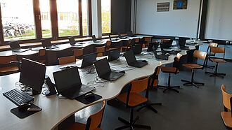 einer der beiden Computerräume